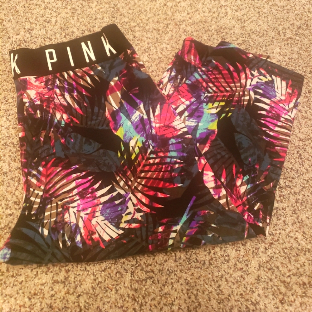 Victoria's Secret Pink Ultimate Capris